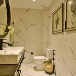 Apartment Arroios Brandneu By Interhome