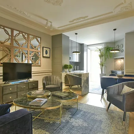 Apartment Arroios Brandneu By Interhome *